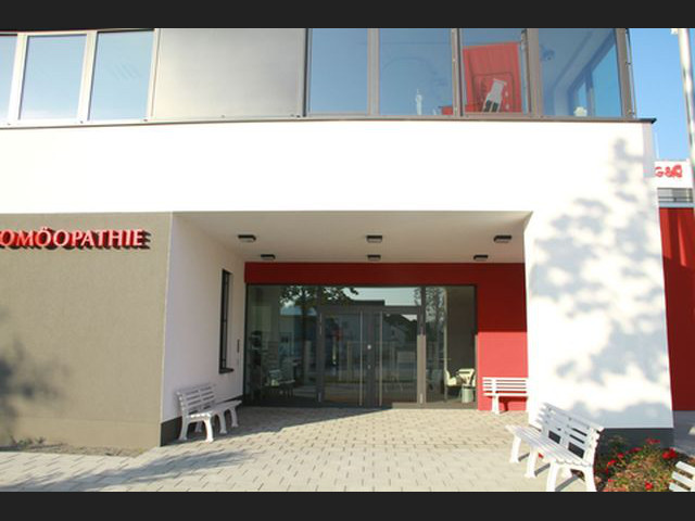 Bürogebäude Bild 4